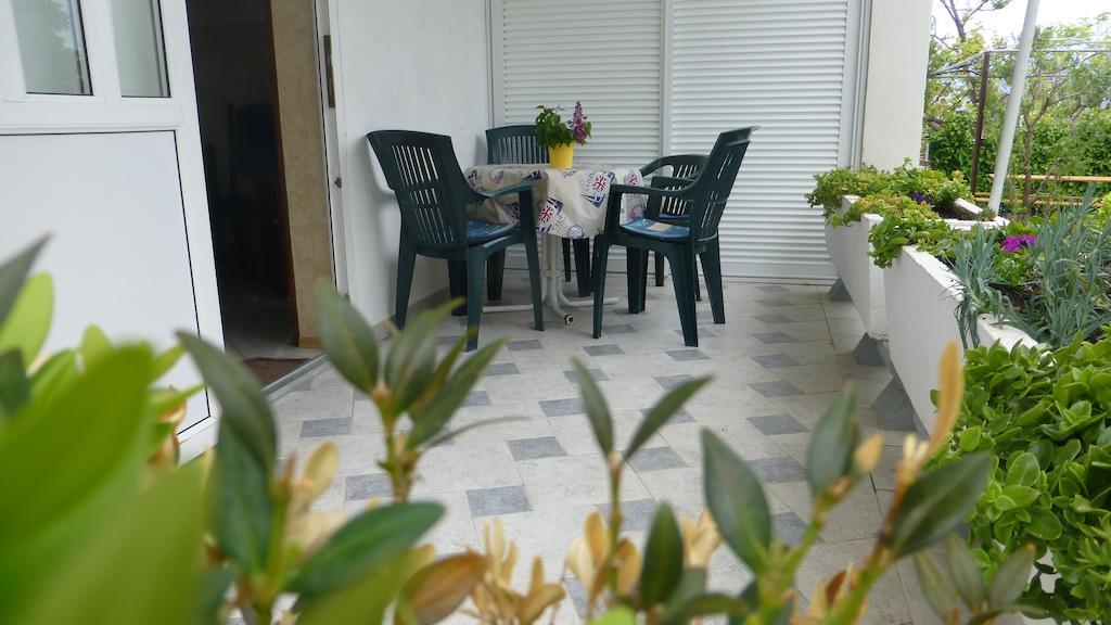 Apartments Tanja & Boris Baška Pokoj fotografie